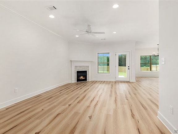 5th image of 12656 White Pine Dr