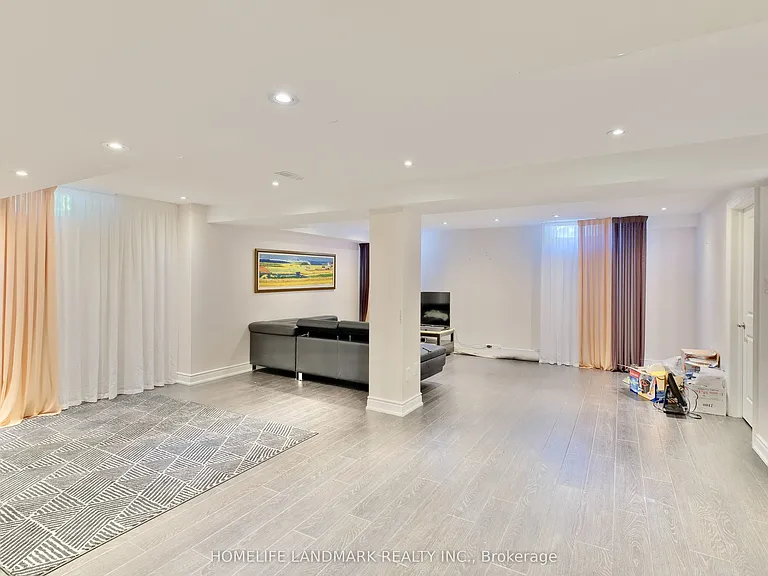 2 Drake St — Photo 28