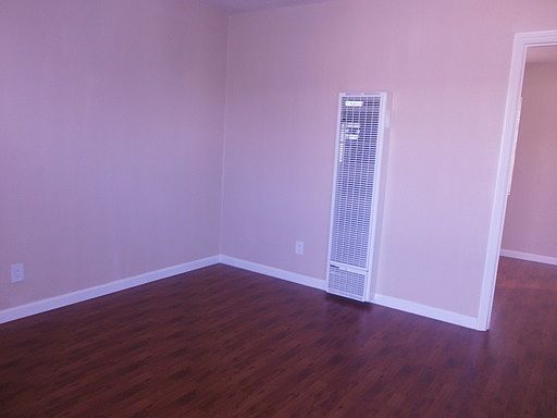 3rd image of 8005 Macarthur Blvd APT 11