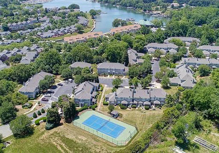 18823 Silver Quay Dr — Photo 20
