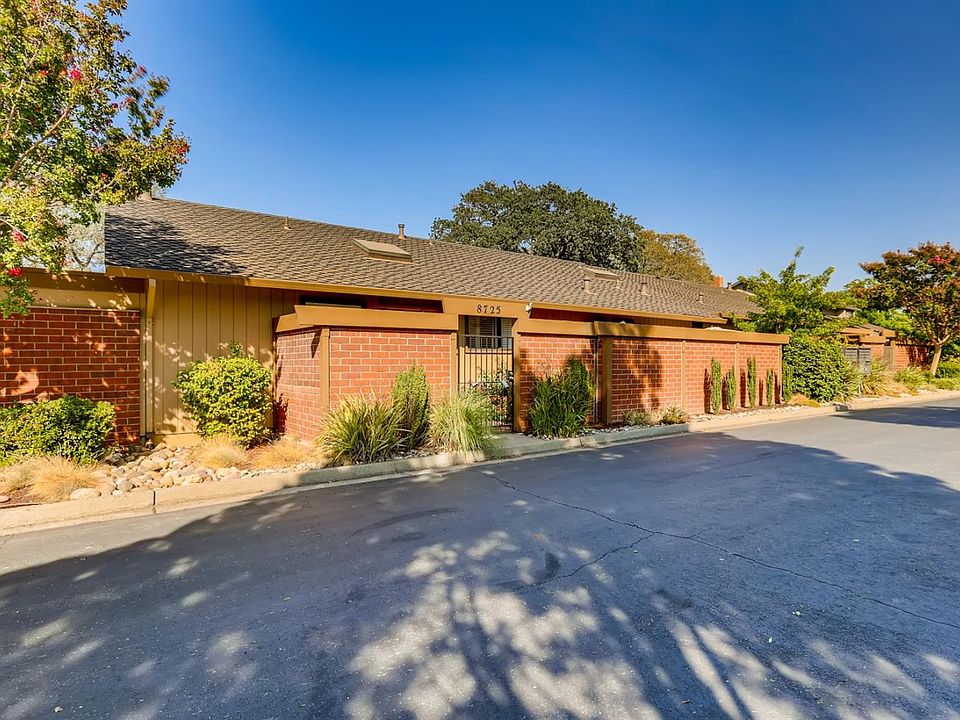 1st image of 8725 Bluff Ln