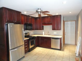 1016 Sharon Dr, Dekalb, IL 60115