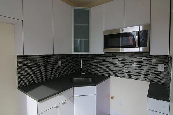 Rented by Target Realty Group | media 23