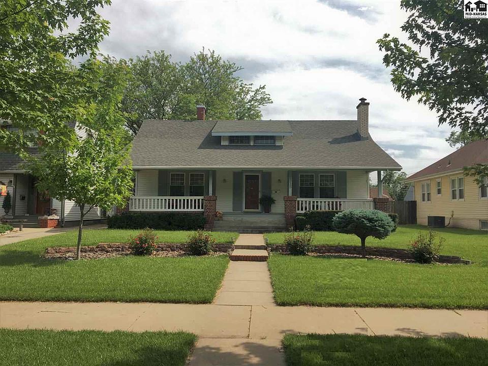 1st image of 115 W 18th Ave