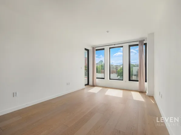 58 Saint Marks Place image 11 of 19