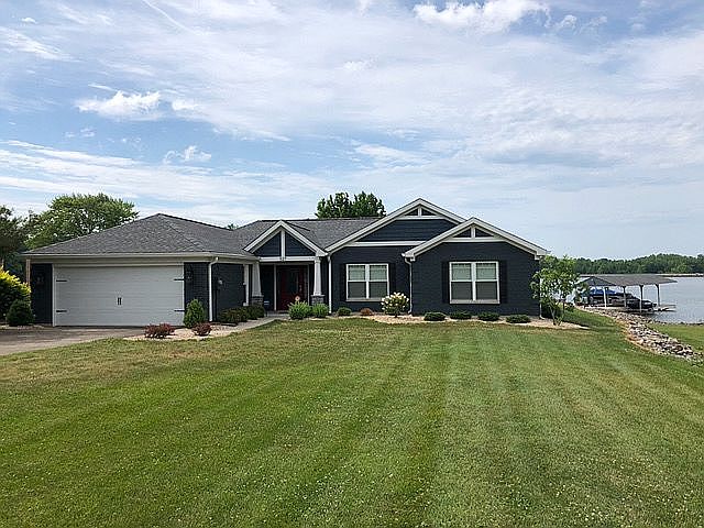 Lake Lorelei Water Front  