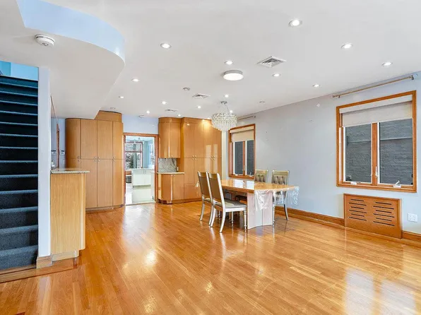2088 E 7th St, Brooklyn, NY 11223
