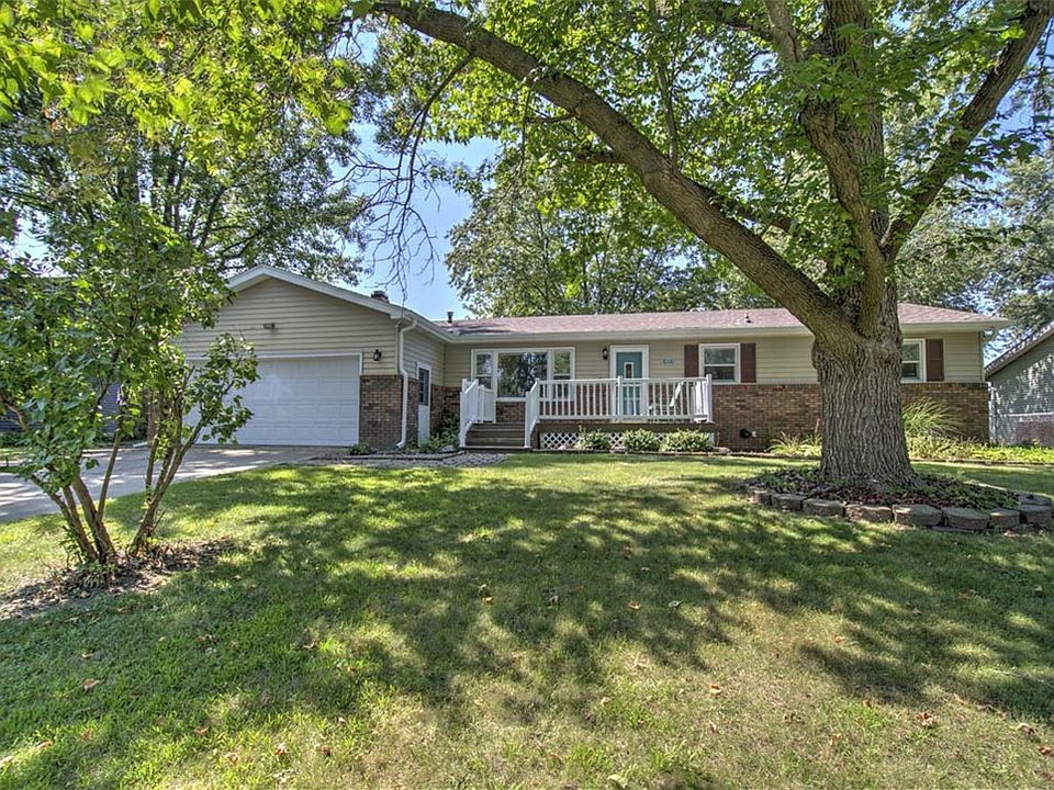 1st image of 11 Redlick Ct