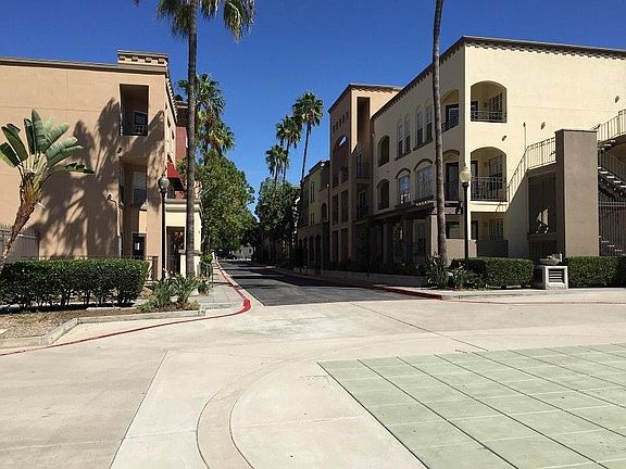 Uptown Complex