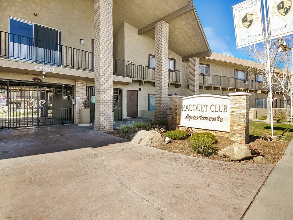 Racquet Club Apartments