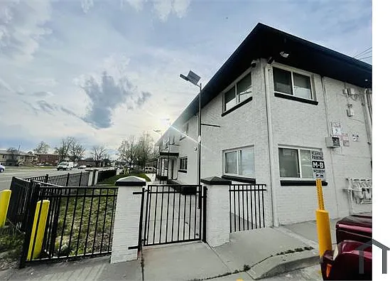 10011 Montview Blvd #C — Photo 6