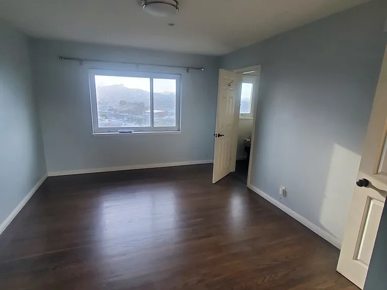Bedroom with panoramic views