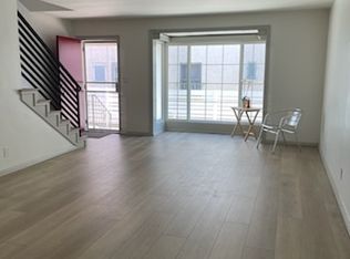284 Cherry Ave APT 2, Long Beach, CA 90802