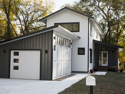 1322 Maple Ln, Lawrence, KS, 66044