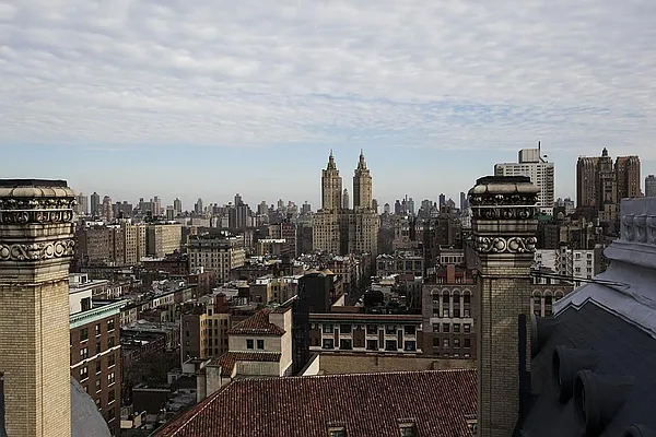 Sold by Corcoran | media 35