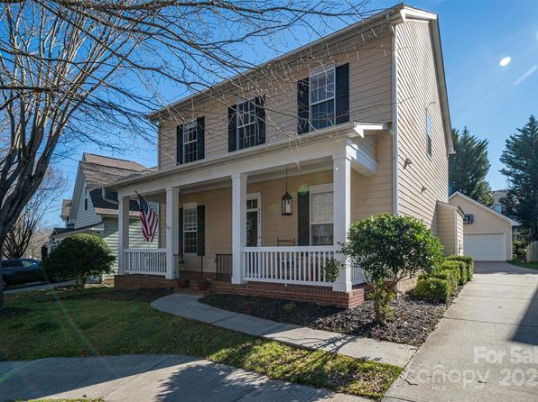 8532 Westmoreland Lake Dr #17, Cornelius, NC 28031