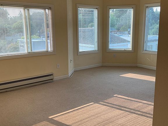 4th image of 505 Magnolia Ave APT 24