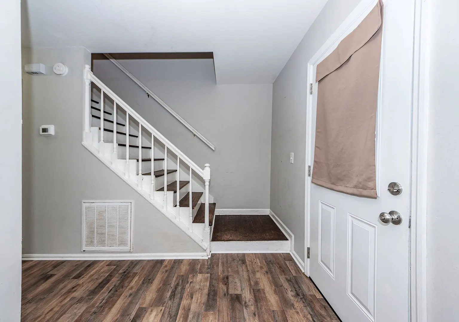 4 Bedroom, 2.5 Bathroom Home in Tall Pines - Summerville — Photo 2