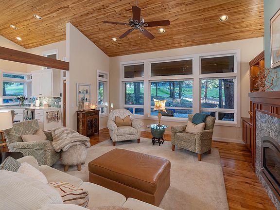 3307 NW Massey DR_0005 copy>