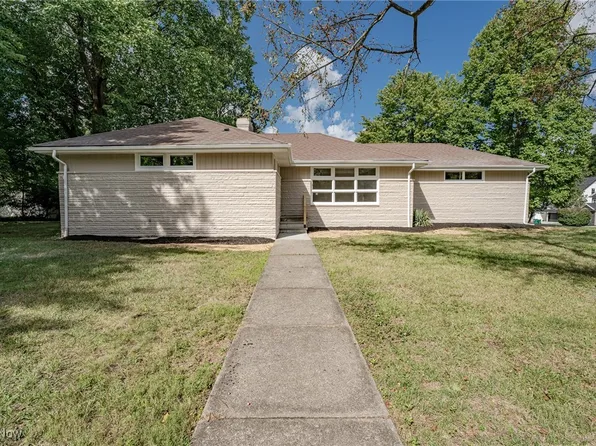 4834 Geraldine Rd, Cleveland, OH 44143