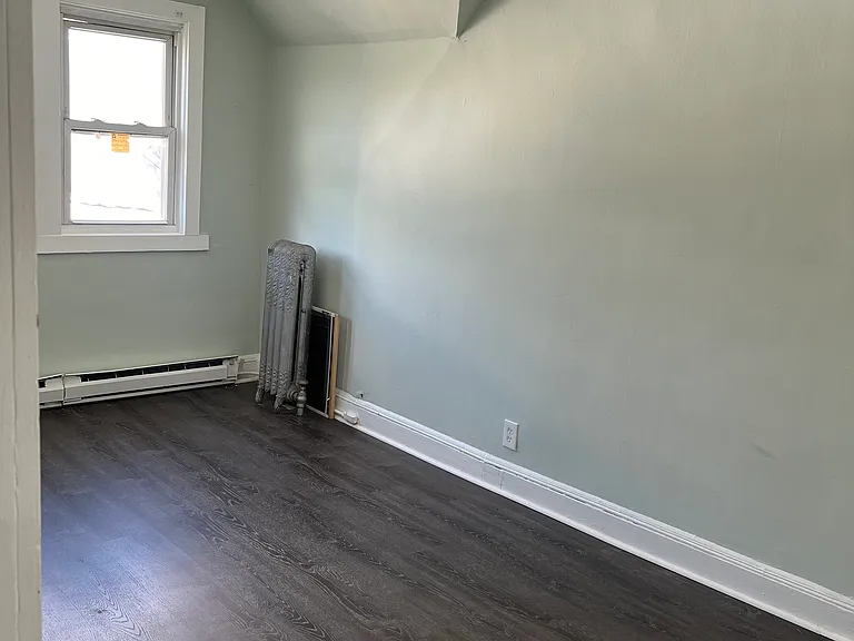1105 W State St #3 — Photo 9