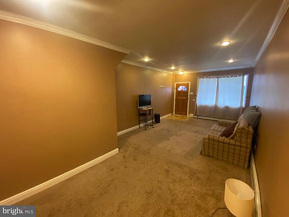 2nd image of 2722 E Allegheny Ave