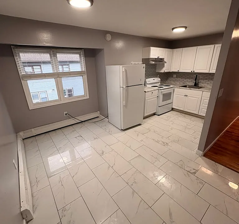 20 Clover Pl #2