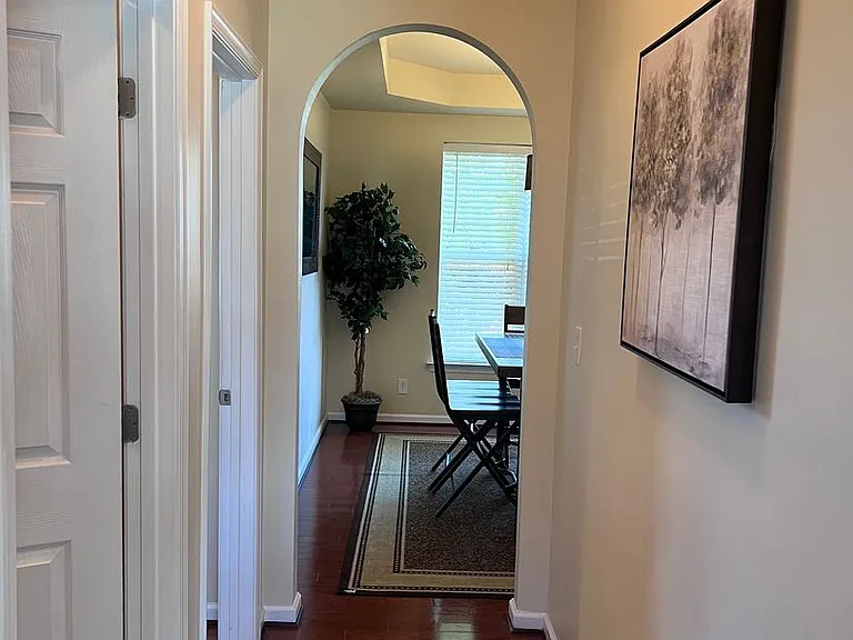 13 Hampshire Glen Pkwy — Photo 8