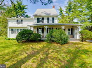 13 S Fork Landing Rd, Riverton, NJ 08077