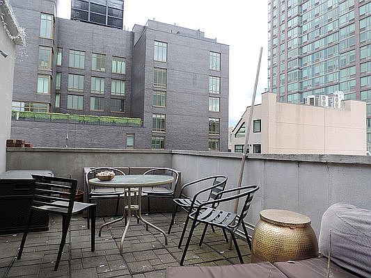 1st image of 188 Orchard St #6RS
