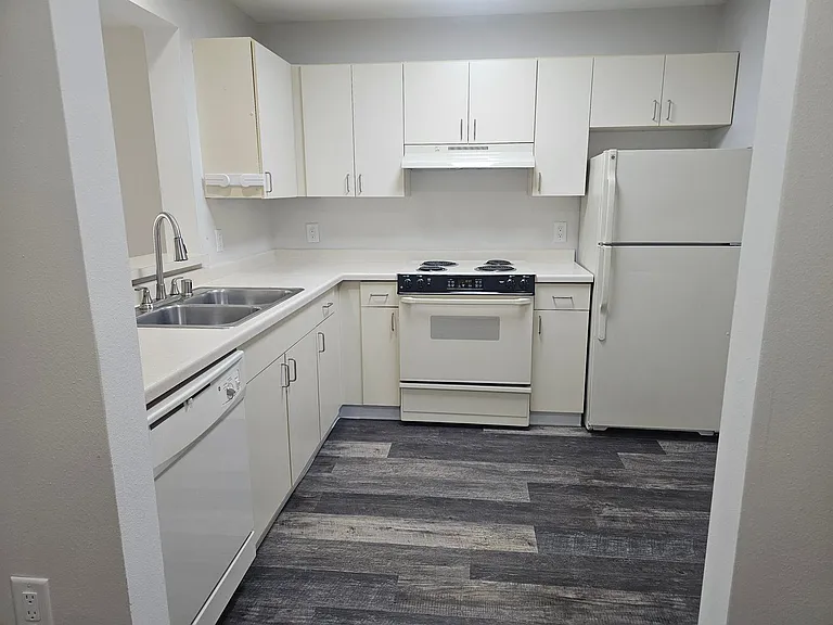 Evia Apartments — Photo 72