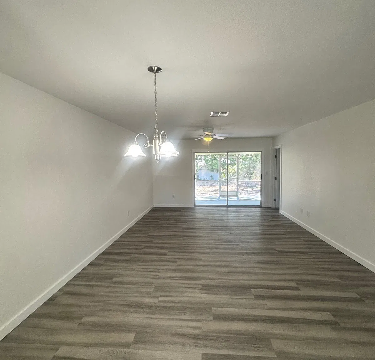 2 bed, 2.0 bath, $1,400 — Photo 4