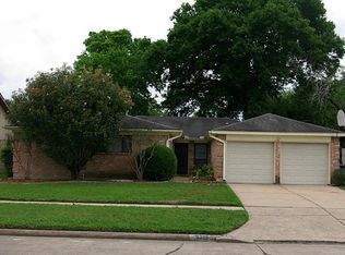 9326 Rentur Dr, Houston, TX 77031