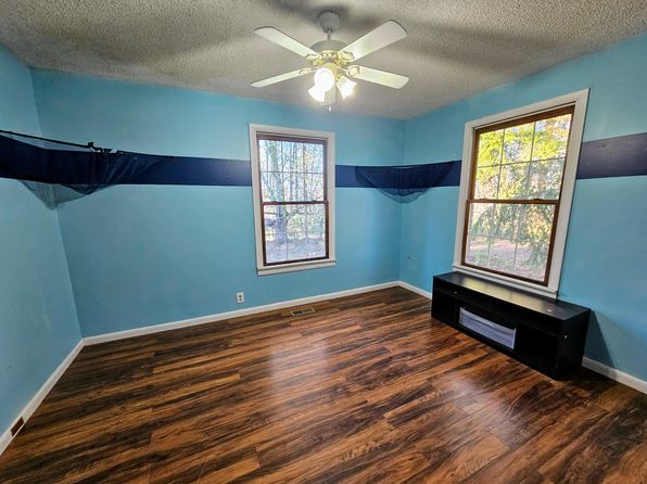 588 Sweeton Hill Rd, Coalmont, TN 37313