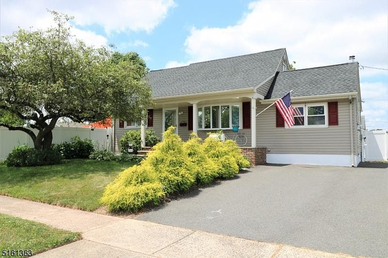 1st image of 57 Richard Ave