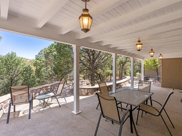1006 Calle Catalina, Santa Fe, NM 87501