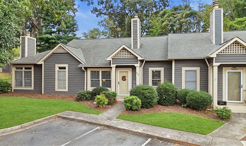1st image of 210 Tabor View Ln