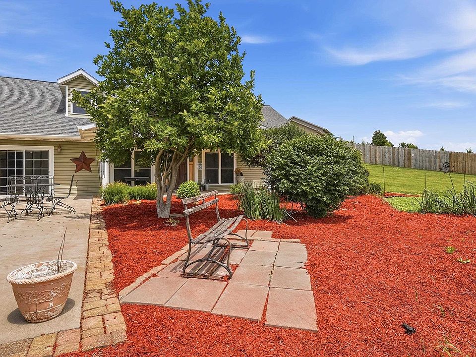 1st image of 28205 400th St