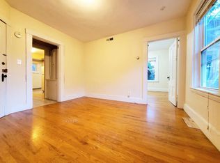 19 Bay St #1L, Cambridge, MA 02139
