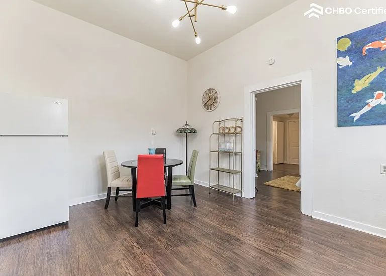 118 Glorietta — Photo 9