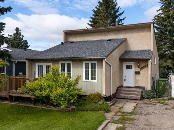 6235 13th Ave NW, Edmonton, AB T6L 2E5