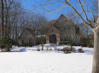 6 Amanda Ct, Northport, NY 11768