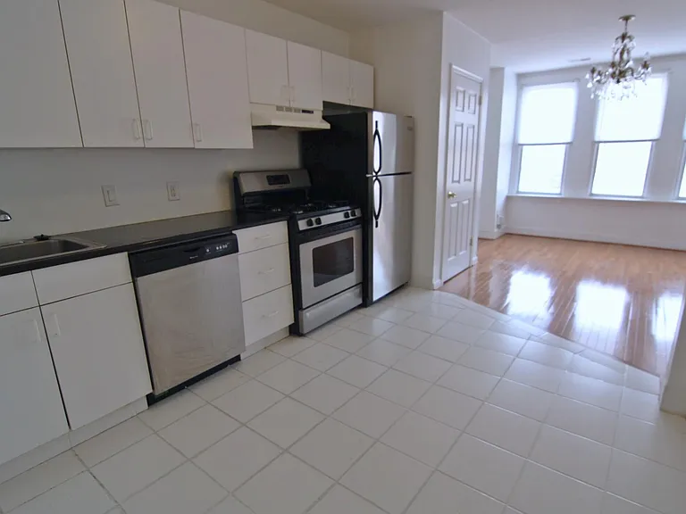 912 Snyder Ave #2 — Photo 12