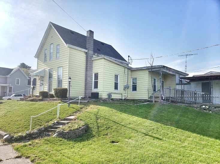 1st image of 705 E 7th St Lot 5