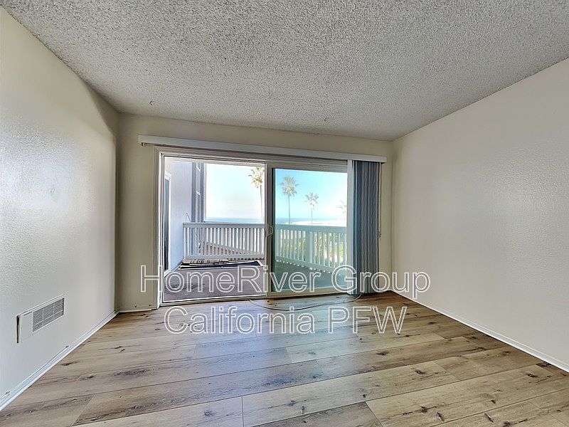 The Village Condominiums 640 The Vlg Redondo Beach CA Zillow