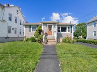 38 Rosemount Ave, Waterbury, CT 06708