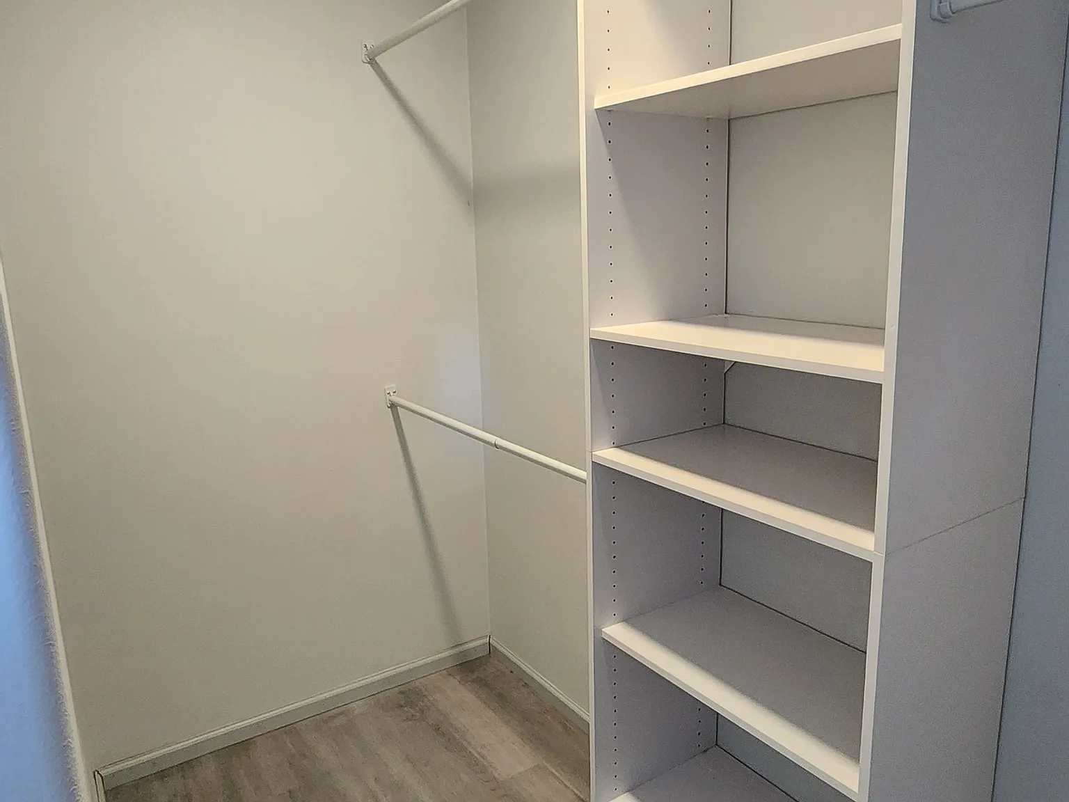 3 bed, 1307 sqft, $1,950 — Photo 4