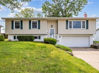 3805 2nd Ave SW, Cedar Rapids, IA 52404