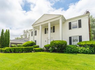 3861 Brittany Rd, Northbrook, IL 60062