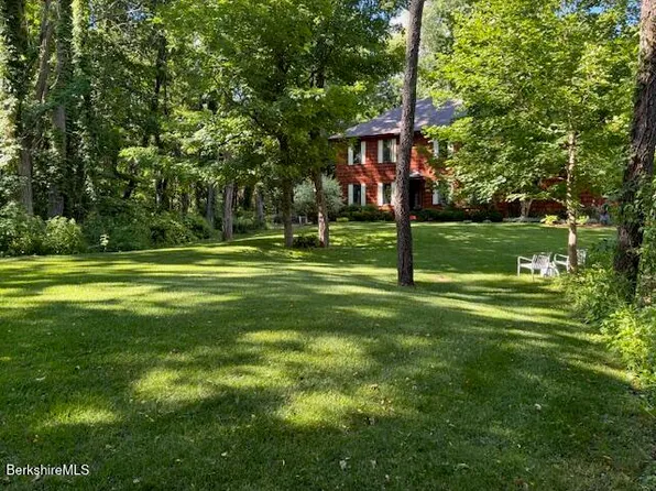188 Hillsdale Rd, Egremont, MA 01230